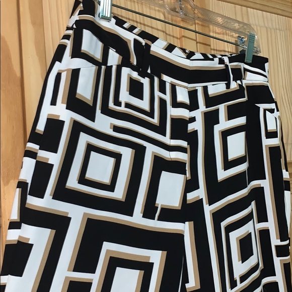 Chico’s geometric pattern pants - Picture 4 of 7
